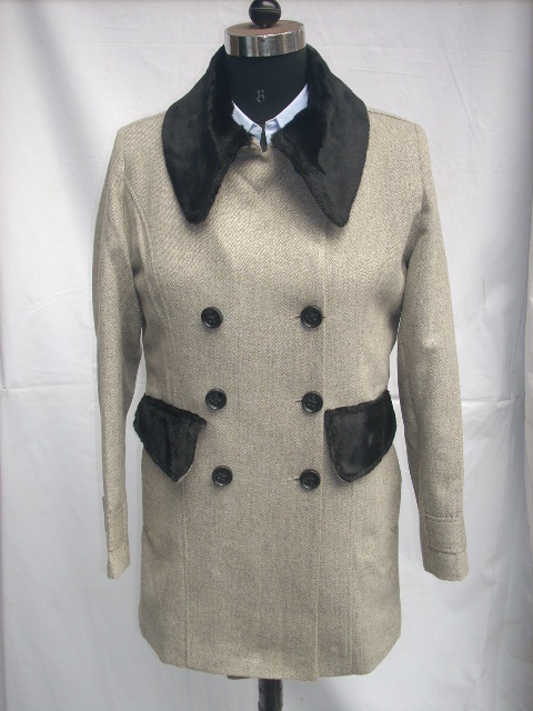 Ladies Winter Coats Manufacturer Supplier Wholesale Exporter Importer Buyer Trader Retailer in New Delhi Delhi India